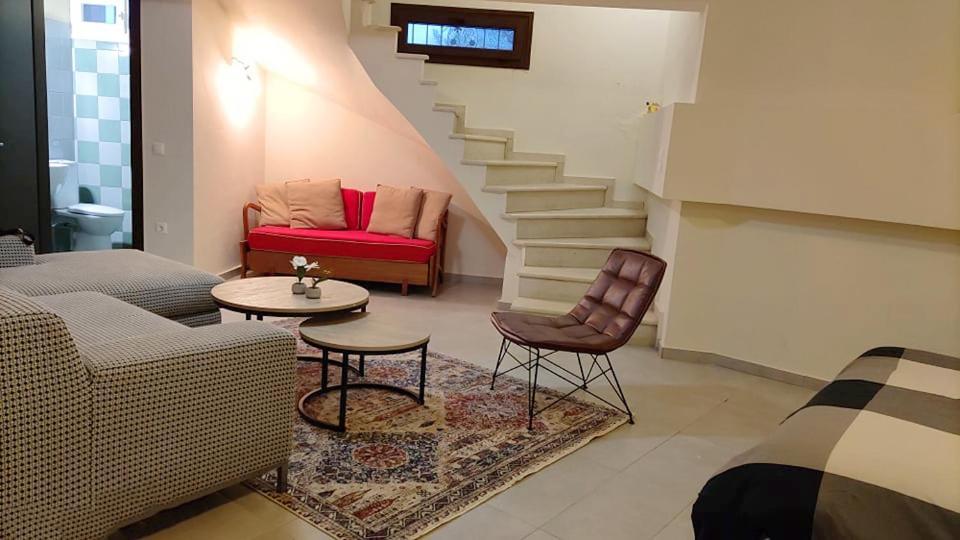 Homel Oasis Central Maisonette 3Bd Garden Patio กาลัมปากา ภายนอก รูปภาพ